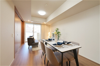 ���r���O�@-