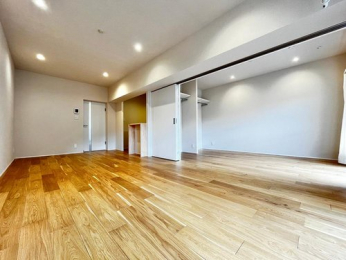 ���r���O�@-