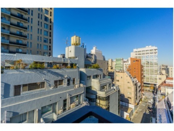 �Z�˂���̒��]�ʐ^�@-