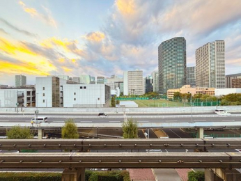 �Z�˂���̒��]�ʐ^�@-