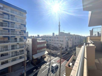 �Z�˂���̒��]�ʐ^�@-