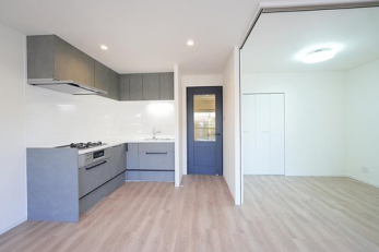 ���r���O�@-