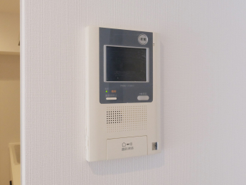 ���̑����ρ@TV���j�^�[�t�C���^�[�t�H��