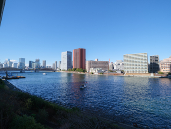 �Z�˂���̒��]�ʐ^�@-