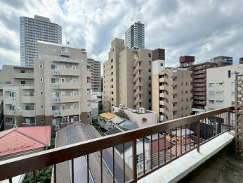 �Z�˂���̒��]�ʐ^�@-