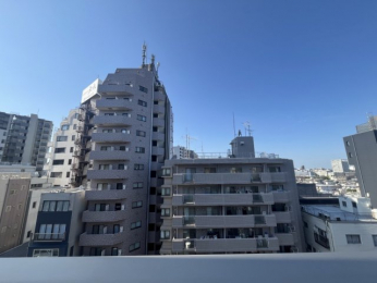 �Z�˂���̒��]�ʐ^�@-