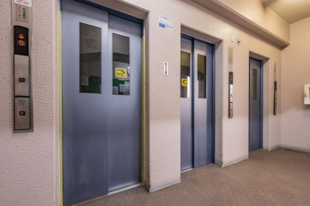 ���̑����p���@�G���x�[�^�[