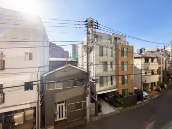 �Z�˂���̒��]�ʐ^�@-