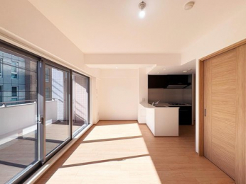 ���r���O�@-