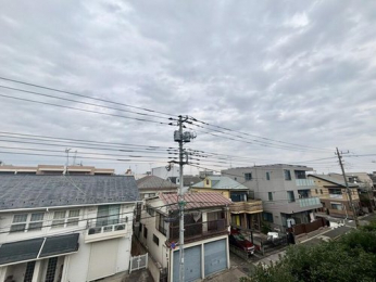 �Z�˂���̒��]�ʐ^�@-