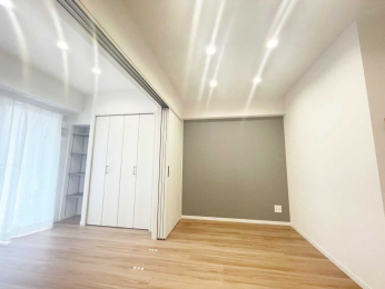 ���r���O�@-