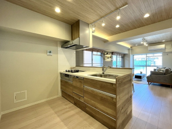 ���r���O�@-