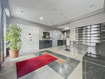 �G���g�����X�@�I�[�g���b�N