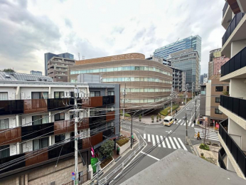 �Z�˂���̒��]�ʐ^�@-