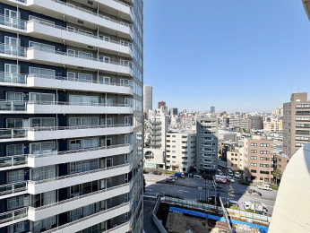 �Z�˂���̒��]�ʐ^�@-