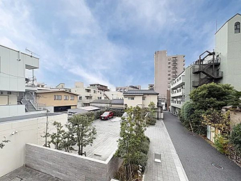 �Z�˂���̒��]�ʐ^�@-