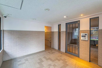 �G���g�����X�@�I�[�g���b�N