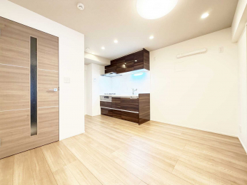 ���r���O�@-