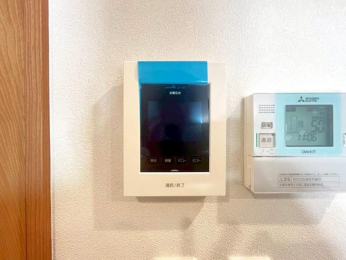 ���̑����ρ@TV���j�^�[�t�C���^�[�t�H��